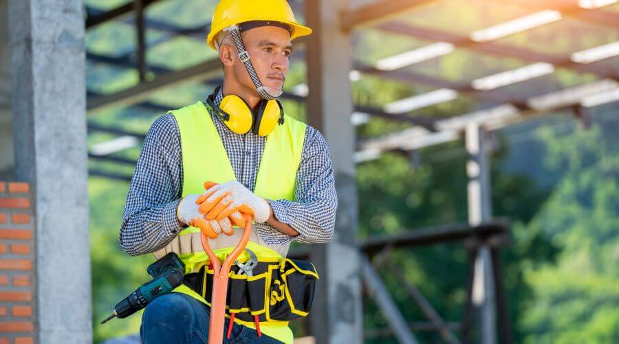Professional gutter cleaning in Rutland, IA